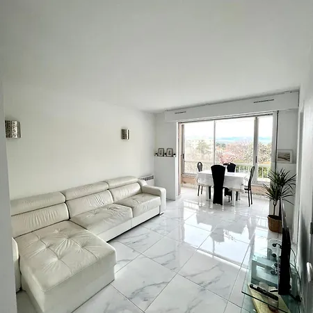 Studio 4 Couchages A 12 Min De La Plage A Pied Avec Wifi, Le Parking Est En Option Antibes Exterior photo