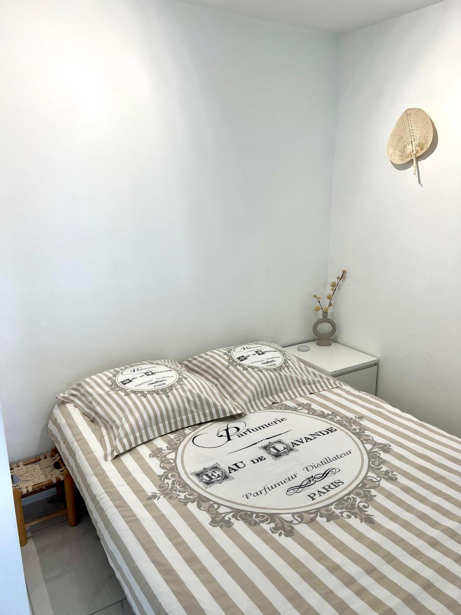 Apartment 4 Couchages A 12 Min De La A Pied Avec Wifi, Le Parking Est En Option *